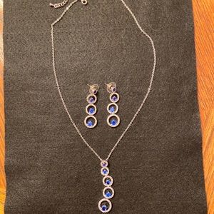 Costume jewelry necklace and earrings